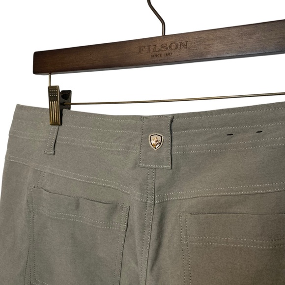Kuhl Trekr Shorts Womens 12 Gray 8 Inch Hiking Outdoor Flat Front Hidden Cargo - Picture 5 of 11